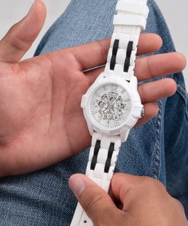 ECO-FRIENDLY WHITE BIO-BASED AND RECYCLABLE WATCH  large